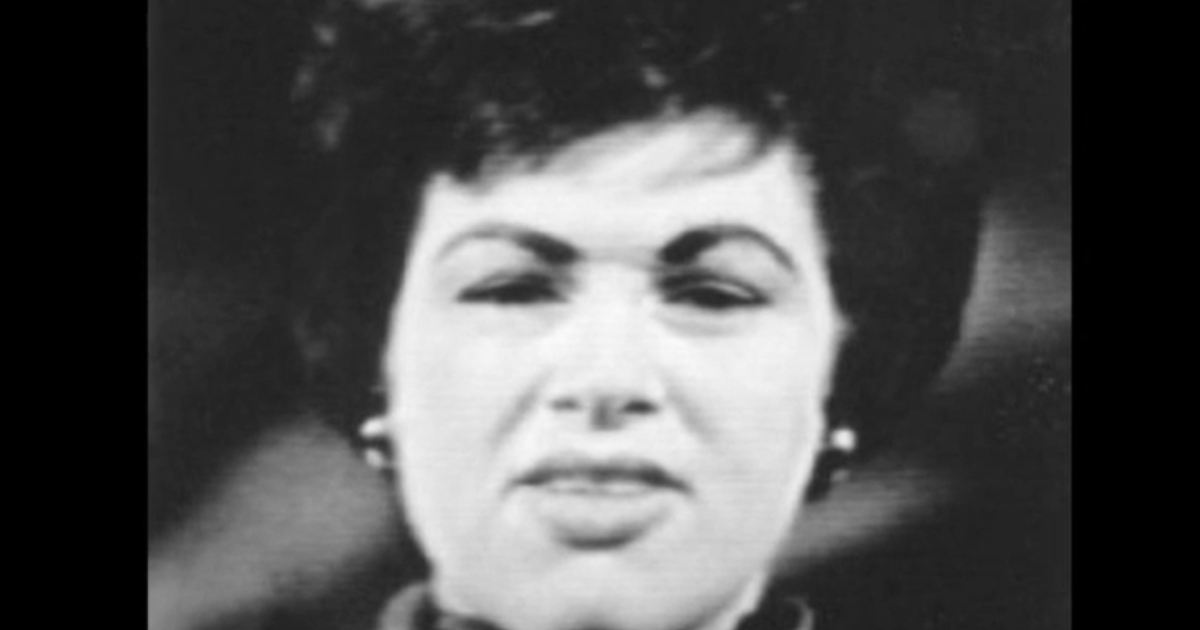 Patsy Cline – I Cried All the Way to the Altar
